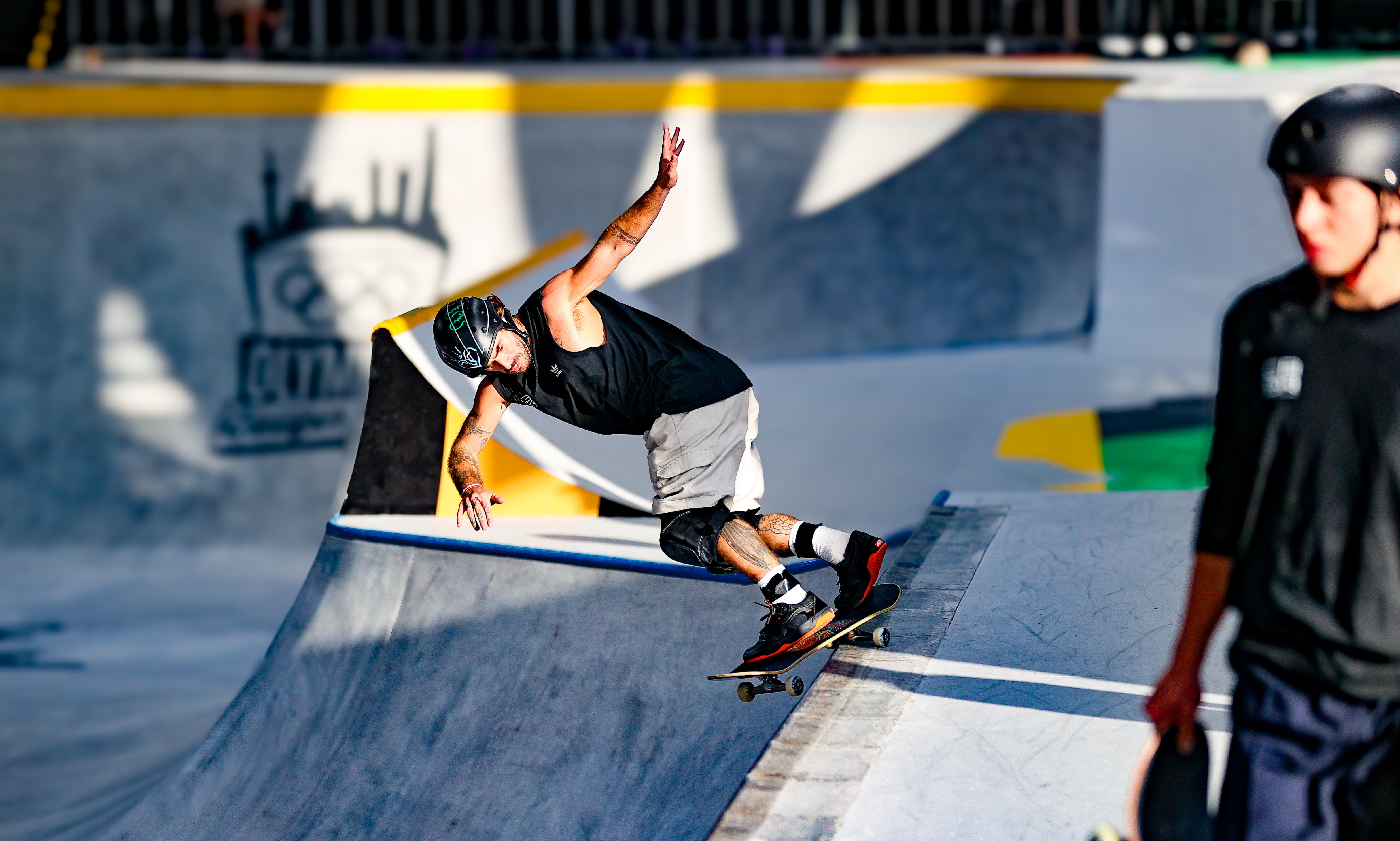 关于"滑板锦标赛：年轻一代的极限挑战"的信息