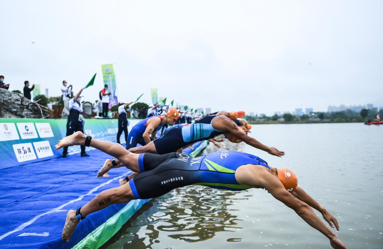 乐鱼电竞在线平台-包含"铁人三项：挑战极限，突破自我"的词条